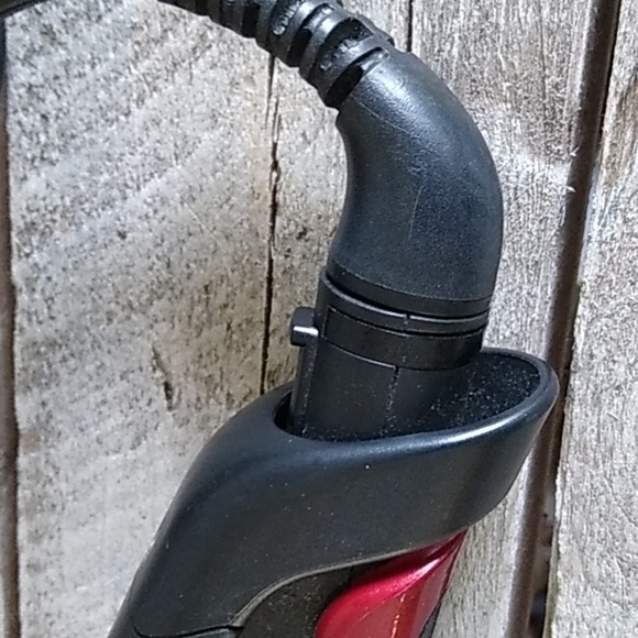 REVLON Flat Iron Tool Hair Straightener Curler 1" Red 455 degrees - Picture 3 of 12